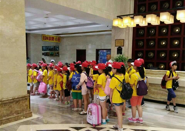 小黃人來“襲”