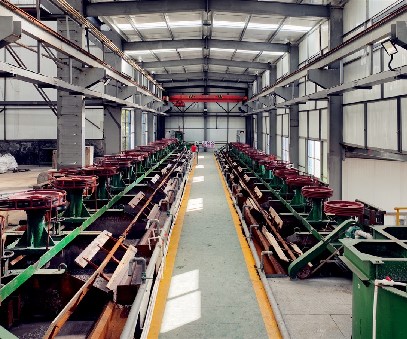 三班接力，晝夜不息｜王家河選礦廠里的堅守與傳承